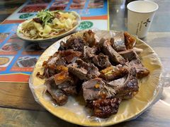 -艾力江和田馕坑烤肉店