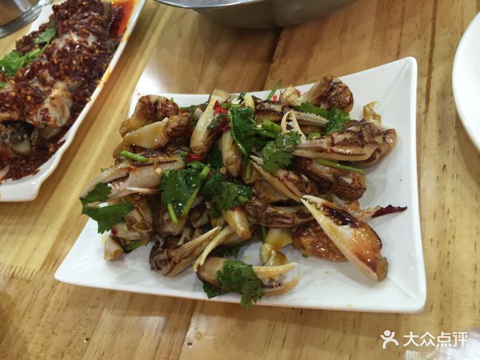 柒五龙虾(文体路店)卤蟹钳(生)图片