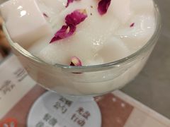 -晓沸牛肉海鲜小火锅(白湖亭万达广场店)