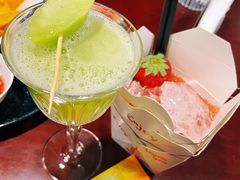 -毛毛虫酒吧