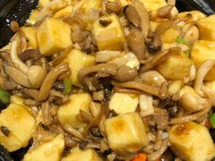 -靠山屯东北农家菜(八龙桥雅苑店)