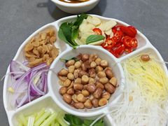 鱼生配菜-官塘原味鱼生·潮菜大排档(潮州总店)