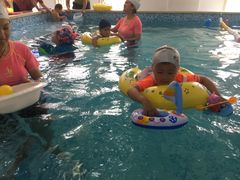 -乐悠游亲子游泳俱乐部