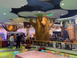 -MELAND CLUB亲子乐园•派对(虹桥万象城店)