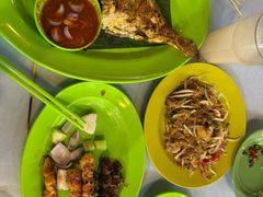 -明记烧鱼美味店