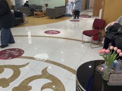-雅悦齿科(顾村公园店)