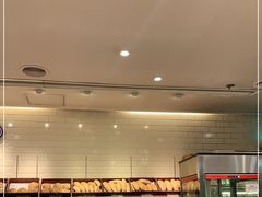 面包甜点陈列柜-老佛爷饼店