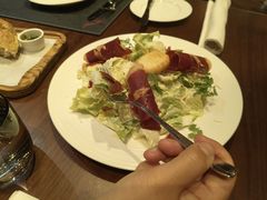 -恰餐厅及酒吧 CHAR Bar & Grill (北京丽都皇冠假日店)