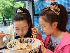 -李犟大爆鳝面·手工蟹黄包(湖滨西湖店)