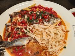 剁椒鱼头-上名堂·鱼头好吃(体育场路店)
