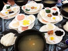 -桥香园过桥米线(国贸店)