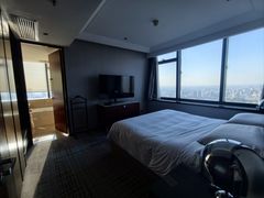 -上海龙之梦万丽酒店