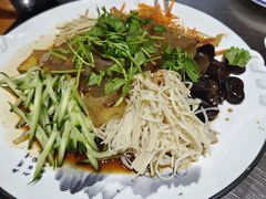 -东北农家院·铁锅炖(莘庄店)