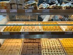面包甜点陈列柜-泸溪河桃酥(壹方城店)