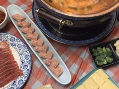 -一只羊·铜锅涮羊肉烧烤