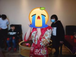 点击看大图 -艾米丽婚纱礼服