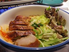碳烤猪颈肉捞檬粉-美奈小馆·越南料理(中航城君尚购物中心店)