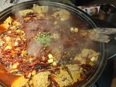 -吞鱼兽麻辣烤鱼(万达店)
