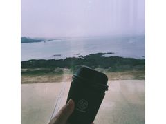 -Cafe Aewol Monsant