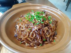 -有红鸡毛店·川菜(建设路店)