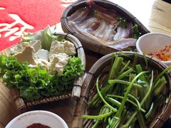 -阿婆情腊排骨火锅(金虹路店)