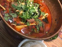 -成都你六姐·牛肉冒菜(上海环宇荟店)