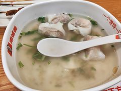 鲜肉虾仁馄饨-南城香(北京南站店)