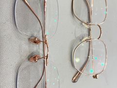 -LOOK眼镜·蔡司依视路配镜(宝山万达店)