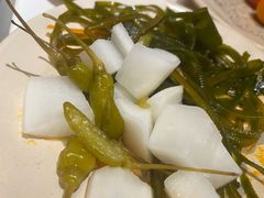-老牌坊云南鱼豆花火锅(哈西万达店)