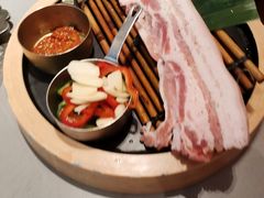 -轻烧烤肉(光谷步行街店)