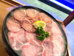 黑牛牛舌-明洞阿姨·韩式酱蟹烤肉·创意料理(三元桥店)