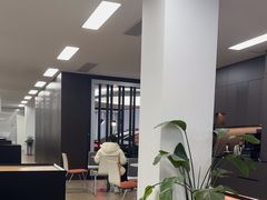 -上海永达奥诚奥迪4S店(申江路店)