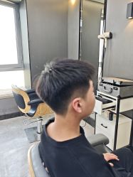 -藤野造型烫发染发