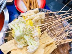 -马路边边串串香(苗栗路店)