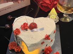 -山与蓝·轻糖鲜果蛋糕(勒泰店)