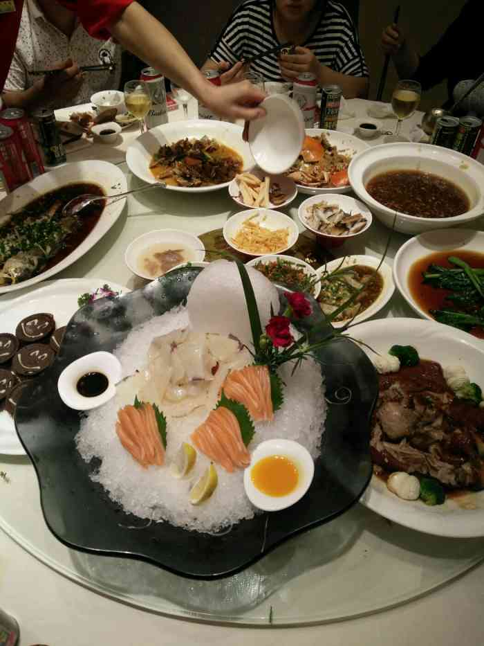 御廷大酒店-"御廷大酒店位于娄桥街道今汇路35号,也就.