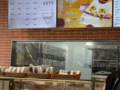 面包甜点陈列柜-Manner Coffee(淮海755店)