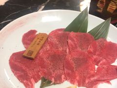 -山川小町·极番烧肉(新地假日广场店)