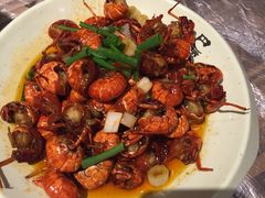 -巴厘龙虾·榜首油焖大虾(音乐学院·沿江酒馆店)