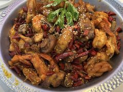 -鸡遇虾煲干锅火锅(小寨金莎店)
