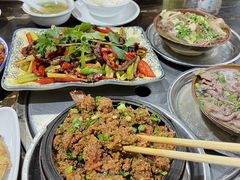 -乐山食古香跷脚牛肉