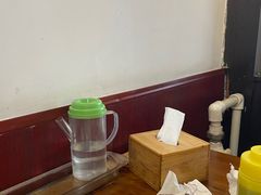 -丽虹云南过桥米线(兴工街店)