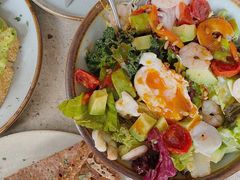 虾仁牛油果沙拉-RAC BAR(安福路店)