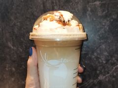 -瑞幸咖啡(大连罗斯福广场一层店)