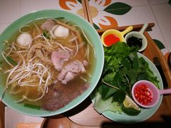 -越弥越南传统美食馆