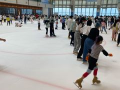 -冰纷万象滑冰场(深圳万象城店)