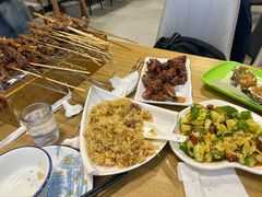 -烤满分·东北烧烤(首经贸店)