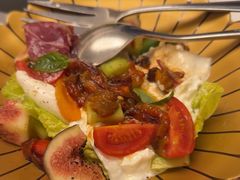 -斯普汇生蚝牛排馆(中骏世界城店)