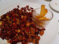 经典辣子鸡配大薯条-眉州东坡(春秀路店)