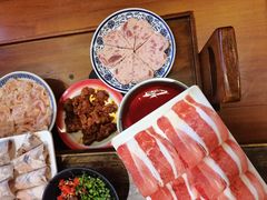 -沸炉重庆老火锅(军事博物馆店)